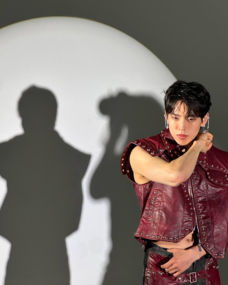 bigc_kr's tweet photo. 2025 JANG DONG WOO FAN-CON TOUR <CONNECTION> IN SEOUL 

【BEHIND CUT #3】

LIVE &amp; REPLAY ON BIGC
► https://t.co/k3k1XtDUvt

#JANGDONGWOO #장동우
#CONNECTION
#MACHD #마하디
#BIGC #빅크 
#VIBEK #바이브케이 https://t.co/mR9VZr6y8b