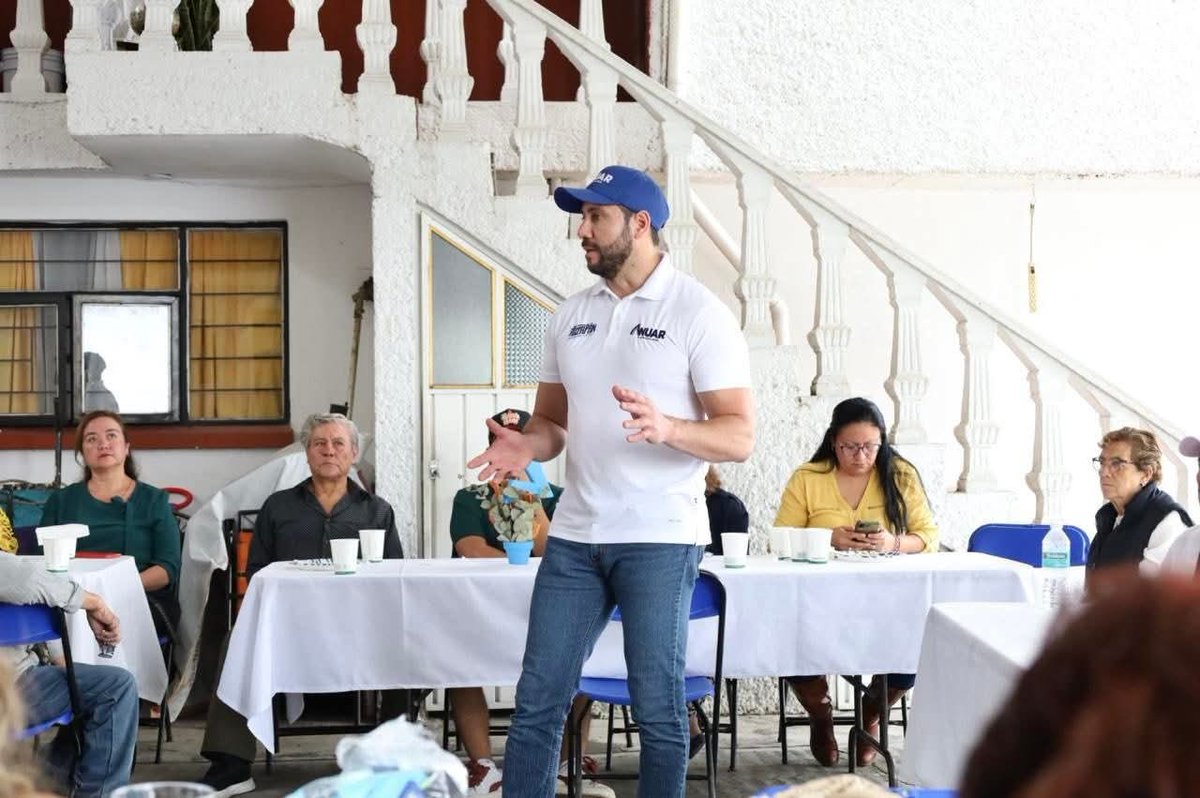 Diputados PAN Edoméx (@gppan_edomex) on Twitter photo La tarde de ayer, el diputado <a href="/anuarazar/">ANUAR AZAR</a> se reunió con vecinos de México Nuevo en Atizapán de Zaragoza para escuchar sus problemáticas y atenderlos personalmente.
#AcciónNacional #PANEdoMex La tarde de ayer, el diputado <a href="/anuarazar/">ANUAR AZAR</a> se reunió con vecinos de México Nuevo en Atizapán de Zaragoza para escuchar sus problemáticas y atenderlos personalmente.
#AcciónNacional #PANEdoMex
