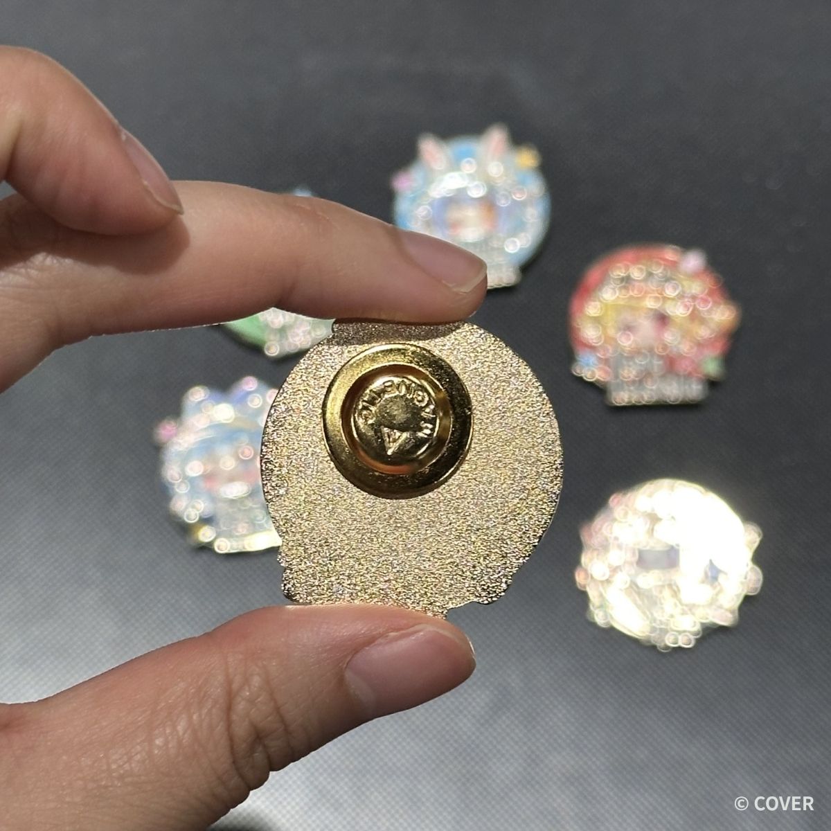 ou_en_event_usa's tweet image. 📌 Fun Run Magnet Pin
Simple, cute, and full of personality!! Perfect for your bag, T-shirt,or fridge!
Now tell us👇Which Member Did You Choose?
💬 Comment with your pick and let’s see who’s got the most fans!
🎟️Sign up for the Fun Run now:: reurl.cc/DqEgz5
Follow OU-EN…