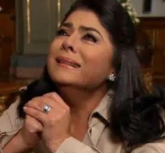 tr4shtallk's tweet photo. Que santiago del moro les hable sobre el ship santuli 
LUZ GANADORA #GranHermano https://t.co/kLzhFRA1Hz