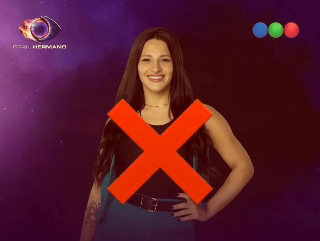 Marcos038742541's tweet photo. Vergonzoso lo de Santiago Del Moro
#GranHermano https://t.co/fi8UVLri5v