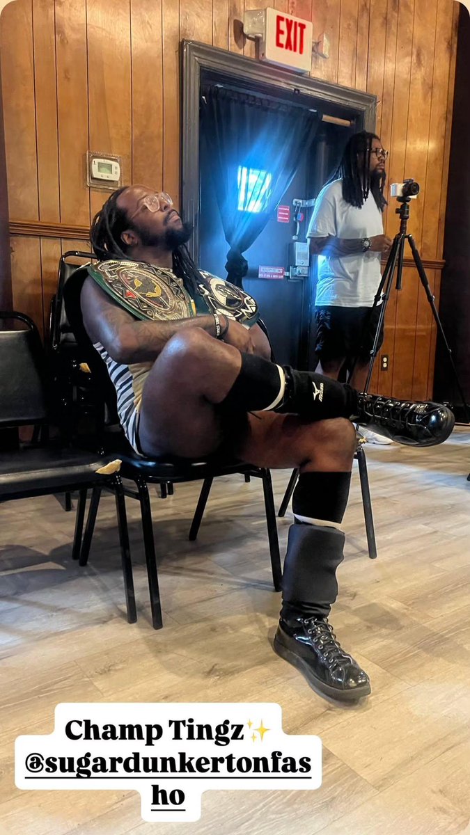 #ANDSTILL  Undisputed <a href="/PAWD_WC/">F1ght Club Pro Wrestling</a> World Champion. 

Onward to <a href="/ASEWrestling/">ASÉ</a> .... 🏆

#JOURNEYMAN.