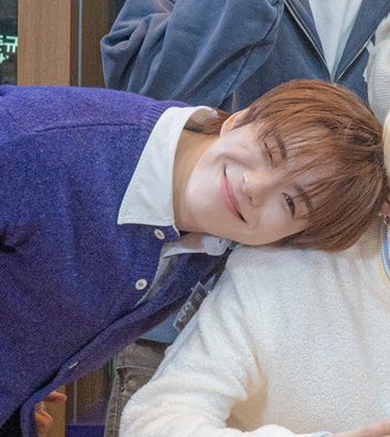 もうすぐ24歳なのに赤ちゃんの頃と変わらない笑顔できるジェヒョクくん可愛すぎて心配になるレベル