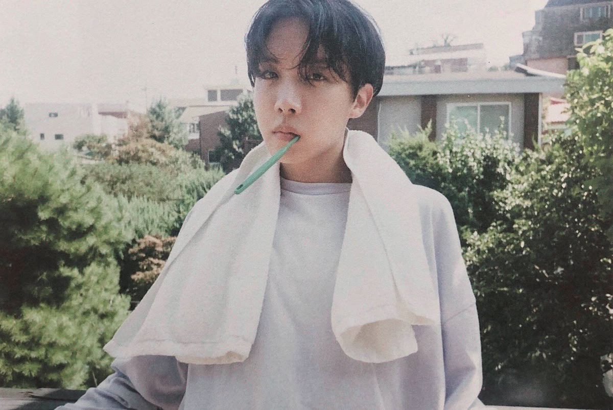 kenn0va's tweet photo. ✎ᝰ.  my introduction  🎐  #edtwt  °❀⋆.ೃ࿔*:･

꧁꧂ 🎧 [ 2002 ]   //  ᴀɴᴀ  //  166.5𝓬𝓶
           .𖥔 ݁ ˖꩜ HW:53kg  🪷 UGW: 47/45kg ᶻ 𝗓 𐰁 .ᐟ

↺ + ❤︎ = moots! https://t.co/VHeNzXJs7G