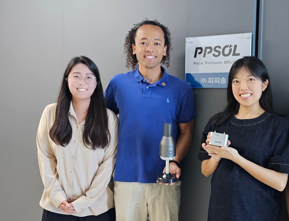Great to meet Samuel, co-founder of <a href="/onocoyRTK/">onocoy Association</a>, for insightful discussions on #RTK services. Thanks for visiting, Samuel!🙌
🛰️About 30 of PPSOL’s #GNSS #CORS sites are integrated into onocoy
🌍Our reliable RTK coverage is available via onocoy
▶Learn more: rsm.gnsson.com