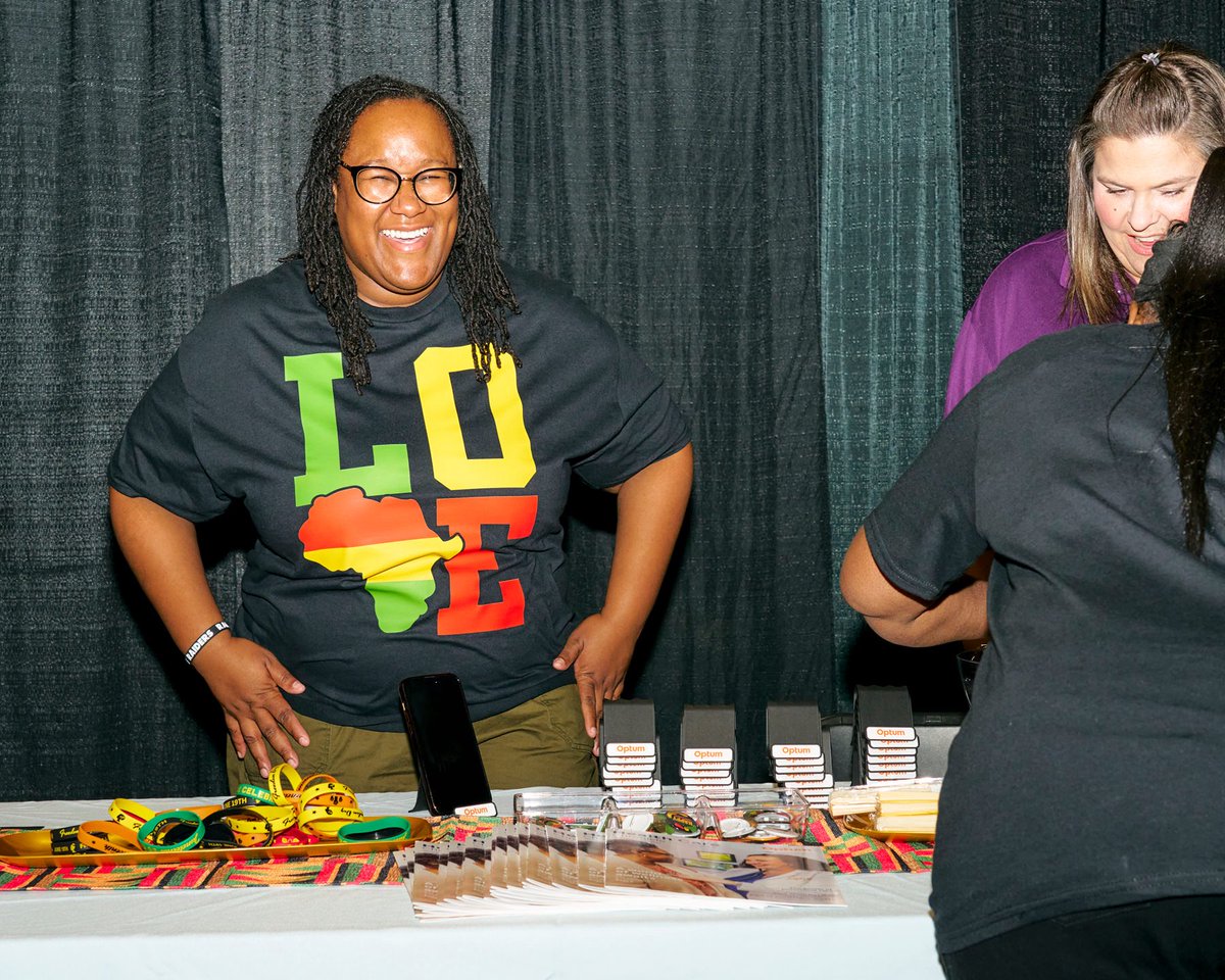 CommishMcCurdy's tweet image. The 24th Annual Juneteenth Festival showed—AGAIN—why we have one of the biggest and best #Juneteenth celebrations in the nation. Thank you to all the vendors, performers, community partners, and everyone who made the World Market the place to be last night!