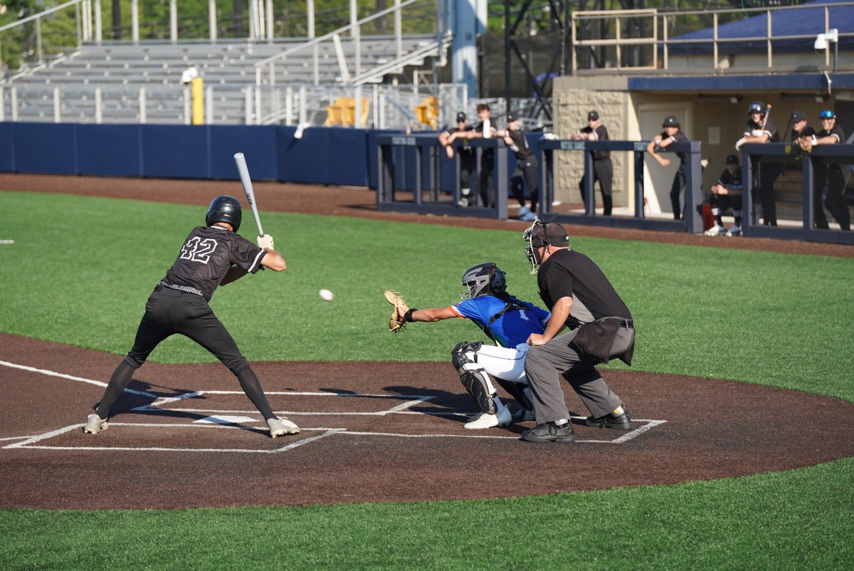 JacksonLee_7's tweet photo. Had a great opportunity this weekend at PG Notre Dame with @WindyCityHitDog .  We went 4-0 this weekend while also winning the championship.  Hit .375 on the weekend with some nice swings @CLSBaseball @WCHitDogRecruit @PG_OhioValley @PG_Illinois https://t.co/L2qcAUIRo0