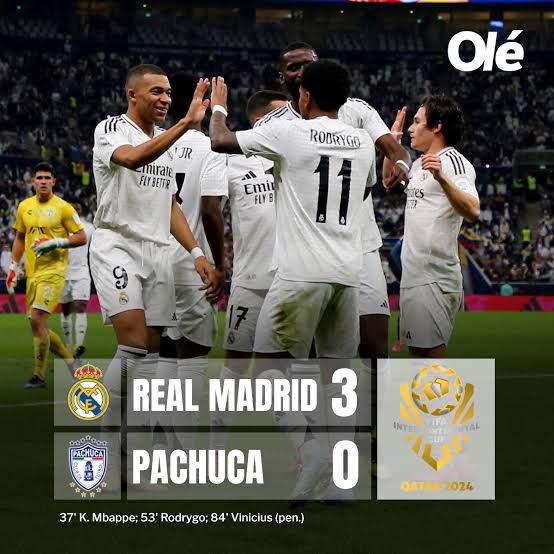 Axeldvc's tweet photo. @rlopeztwiter @FerCevallosF Seguro? JAJAA 
Mínimo el Jimmy le metio un gol https://t.co/9CmBKAQnkZ