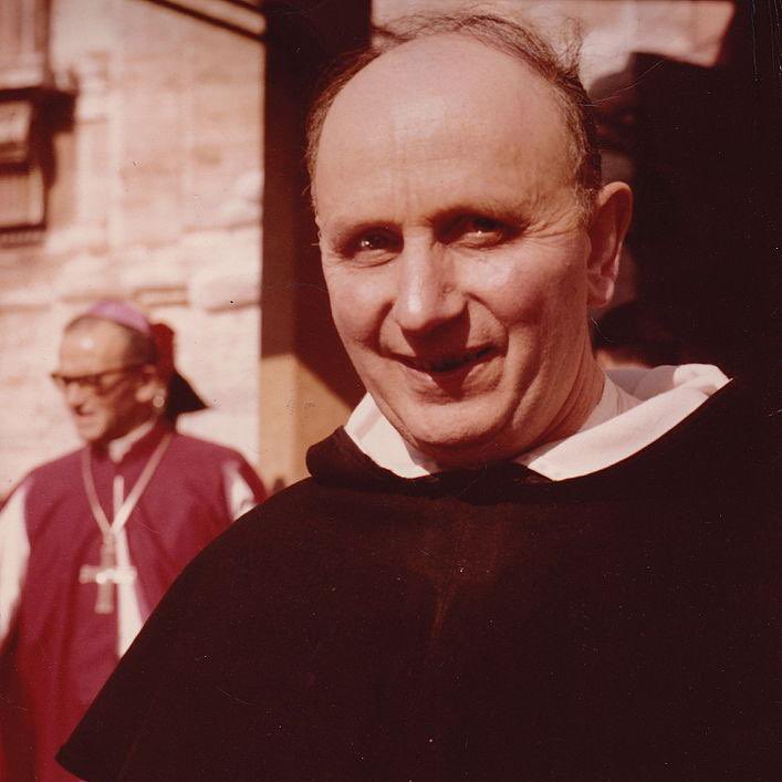 Há 30 anos partia Yves Congar, profeta do Espírito e servo da Igreja. Sua teologia respirava tradição viva, e seu amor pela verdade ainda nos inquieta. Exemplo de pesquisador, teólogo e ser humano. Que sua memória siga iluminando os caminhos da fé.