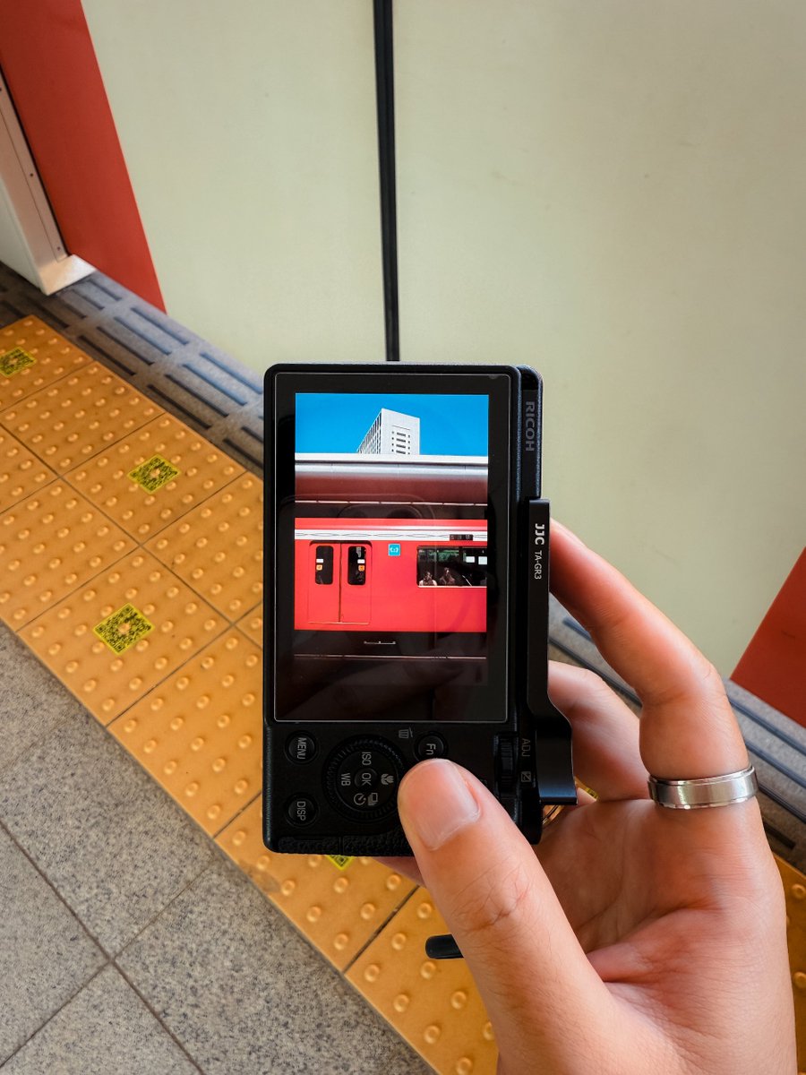 emmards's tweet image. Marunouchi