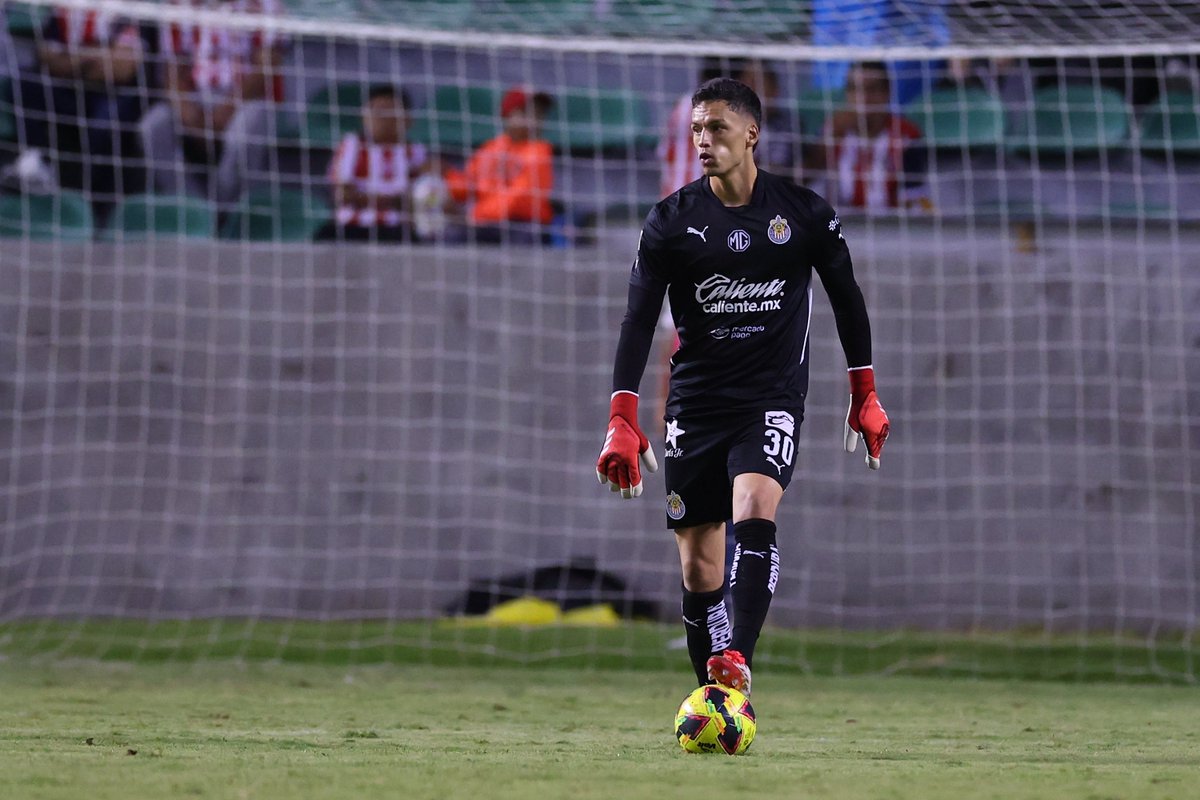 Chivas English (@chivasen_) on Twitter photo ๐ฆ๐น Second half is underway! ๐ฅ
Vamos por mรกs! ๐ฆพ ๐ฆ๐น Second half is underway! ๐ฅ
Vamos por mรกs! ๐ฆพ