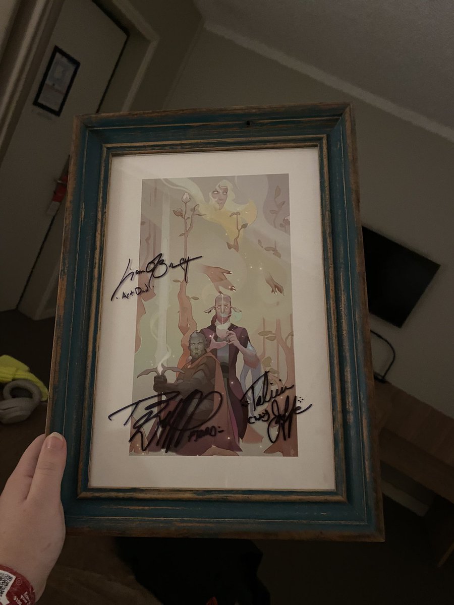_HYRenee_'s tweet photo. Probably the last convention I’ll ever go to, but it was worth it 🖼️ #criticalrole #deerdido #jessthechen @SupanovaExpo https://t.co/WUC0yyUqpD