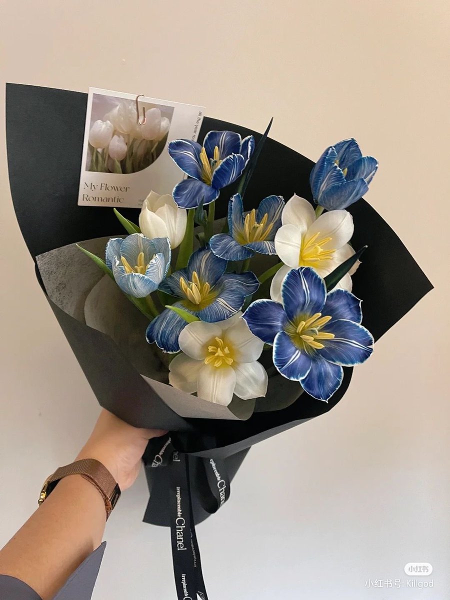 i3Moment's tweet photo. Blue Tulip bouquets https://t.co/3oqt9p1IBI