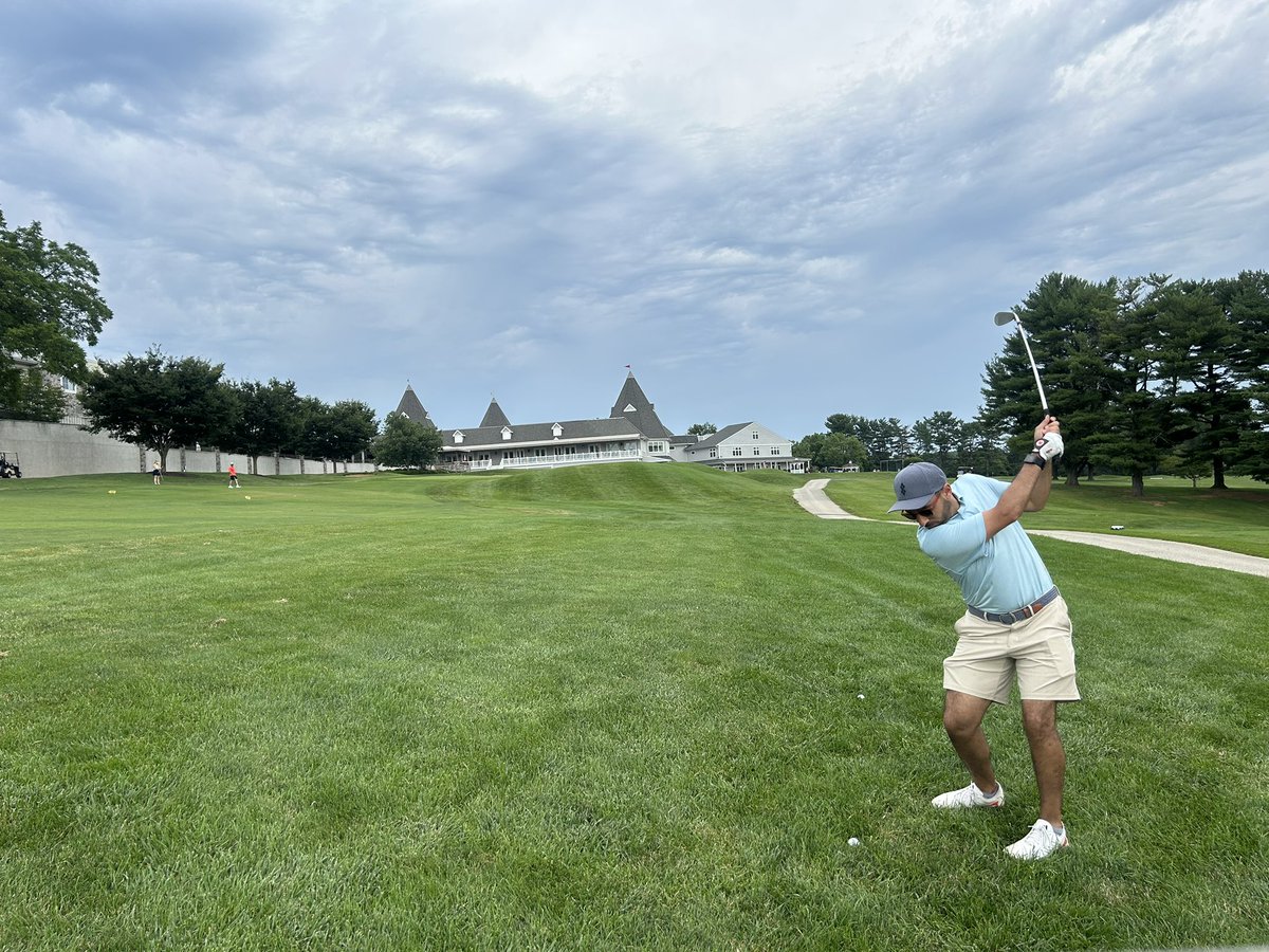 BrianCamp300's tweet photo. Great time celebrating #ElisBirthday at @springfieldcountryclub! https://t.co/W7VqKr5qoV