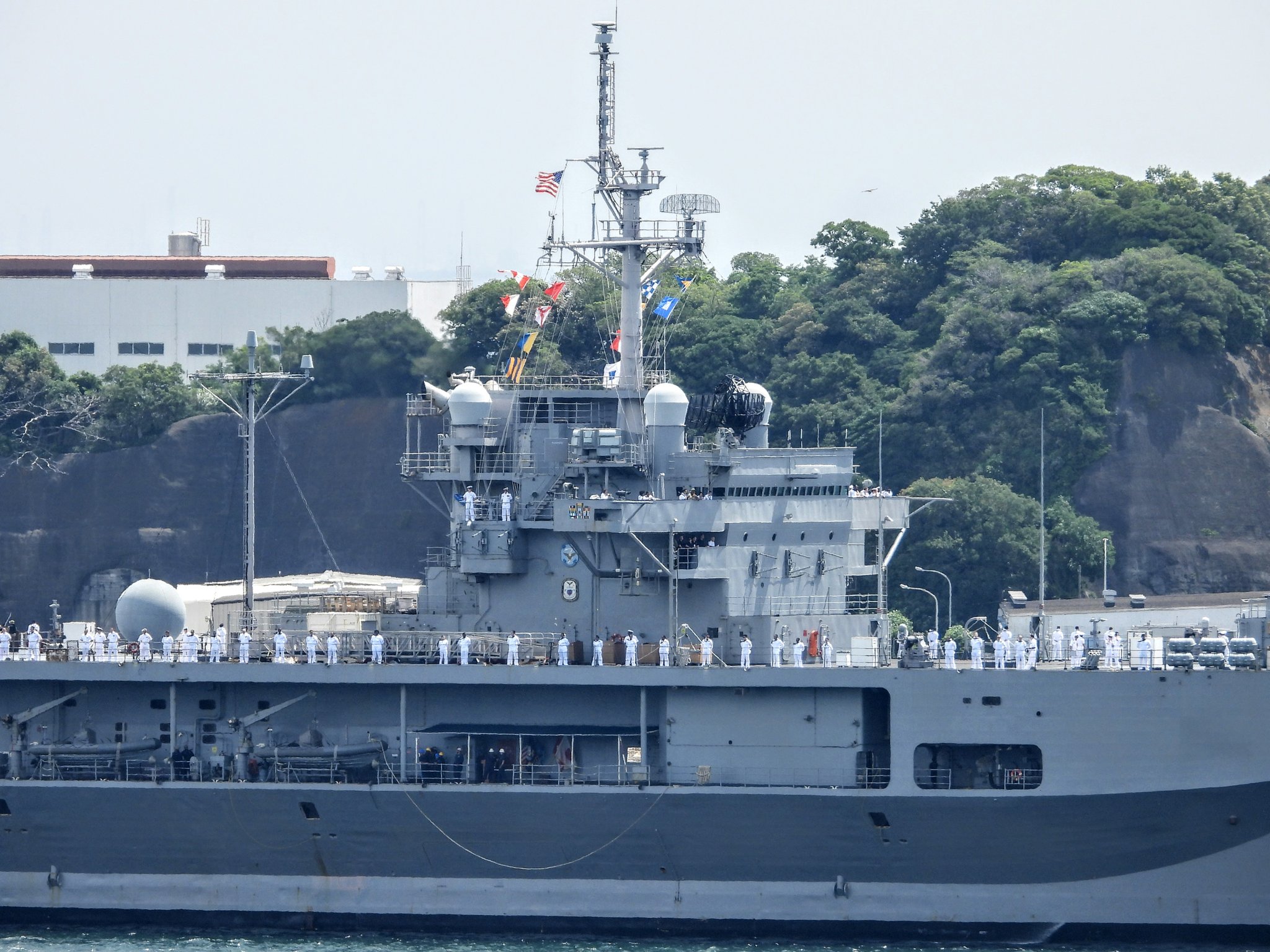 ブルー・リッジ (揚陸指揮艦) - Wikipedia