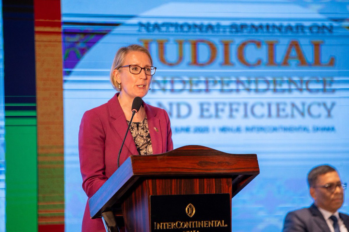 Delighted to join the Supreme Court’s “National Seminar on Judicial Independence and Efficiency”. 

I spoke about the importance of judicial independence and prosecutorial autonomy for rule of law, public trust and democracy. 

And 🇬🇧 support to justice sector reform in 🇧🇩.