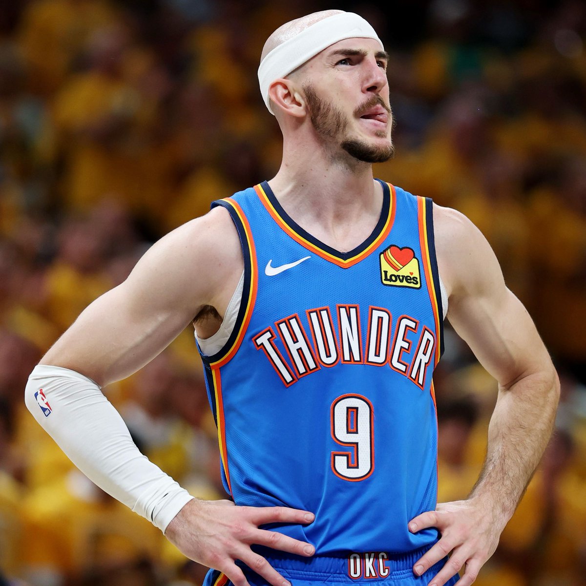 Welcome Alex Caruso to the exclusive club of active players with multiple championships! 

LeBron James
Stephen Curry
Klay Thompson
Draymond Green
Kevon Looney
Kevin Durant
Kawhi Leonard
Jrue Holiday 
Kentavious Caldwell-Pope
Alex Caruso💍🏆