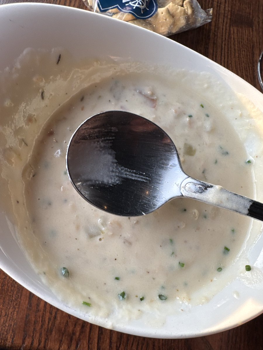 After 10 years in States I get used to miles, inches, 110v but not this… why american soup spoons are that round. This is not convenient to eat. Everywhere else spoons are oval…