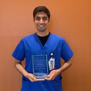 UTHoustonPath's tweet image. Congratulations to Dr. Naik, winner of both the #UTHoustonPath Luciano Lemos Helping Hand Award and the Helen Chu Wagner Award! 👏🎉 #PathX