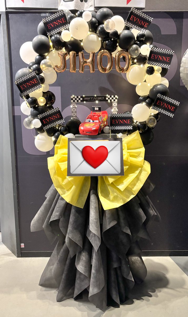 BalloonEntame's tweet image. 📍 Zepp DiverCity(TOKYO)
👤#EVNNE  #JIHOO 様宛

📃 2025 EVNNECONCERT 
　　　［SET N GO］
　　　　　JAPAN

🏁バルーンスタンド🏎️

ご依頼頂きありがとうございました🙇🏻‍♀️

#이븐 #박지후 #PARKJIHOO #パクジフ  #ジフ
