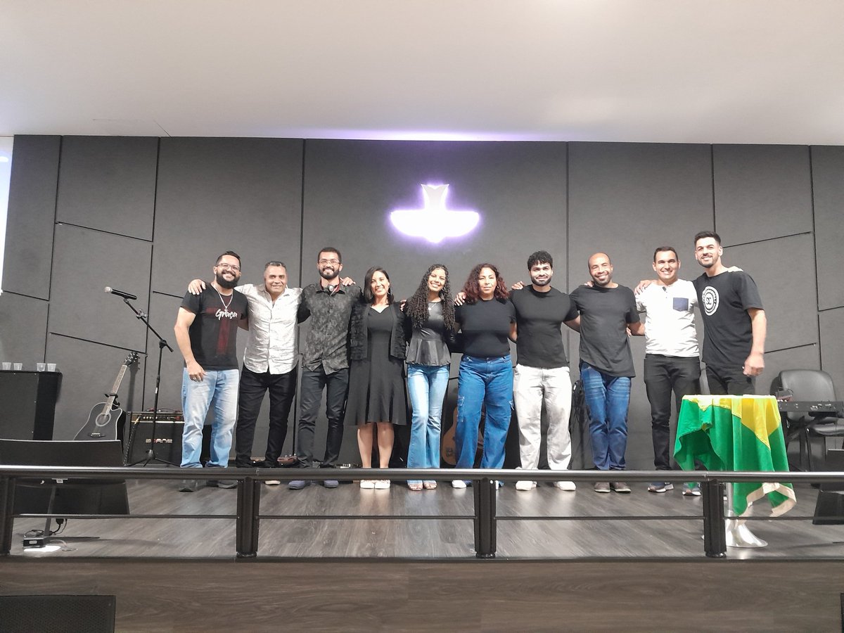 Celiothinker's tweet photo. Encerramento do Aniversário de 9 anos da Lagoinha Jaqueline! Lagoinha Music (Time das 19hs) https://t.co/x0oF2nsUNe