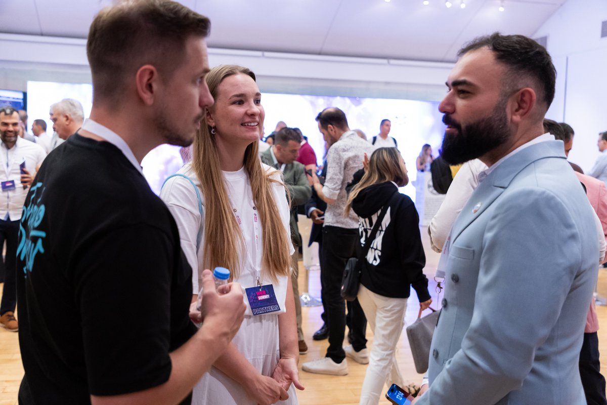 Bitget (@bitgetglobal) on Twitter photo From millions to billions? Our COO <a href="/usithetalk/">Vugar Usi Zade</a> took the mic and dropped the Bitget’s vision for taking Web3 adoption at #Web3Athens.
🔥 Title of the talk? “From Millions to Billions”
💭 Vibe of the talk? “Let’s onboard the whole planet”
Whether you were there nodding wisely or From millions to billions? Our COO <a href="/usithetalk/">Vugar Usi Zade</a> took the mic and dropped the Bitget’s vision for taking Web3 adoption at #Web3Athens.
🔥 Title of the talk? “From Millions to Billions”
💭 Vibe of the talk? “Let’s onboard the whole planet”
Whether you were there nodding wisely or