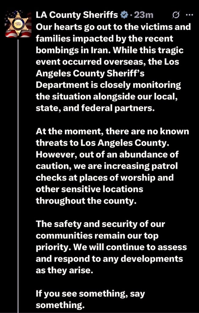 RonaldRichards's tweet image. What is going on at the Los Angeles County Sheriffs Department. @LASDHQ Not very reassuring.