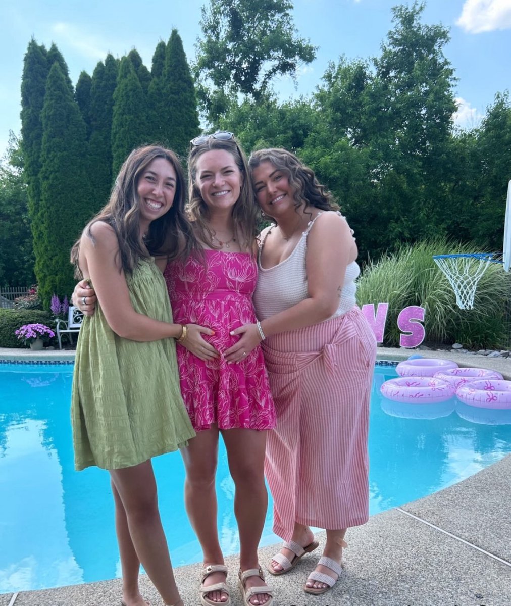 We 🩷 seeing our alums together for life after IU! 

#AlwaysAMac #IUWBfamily