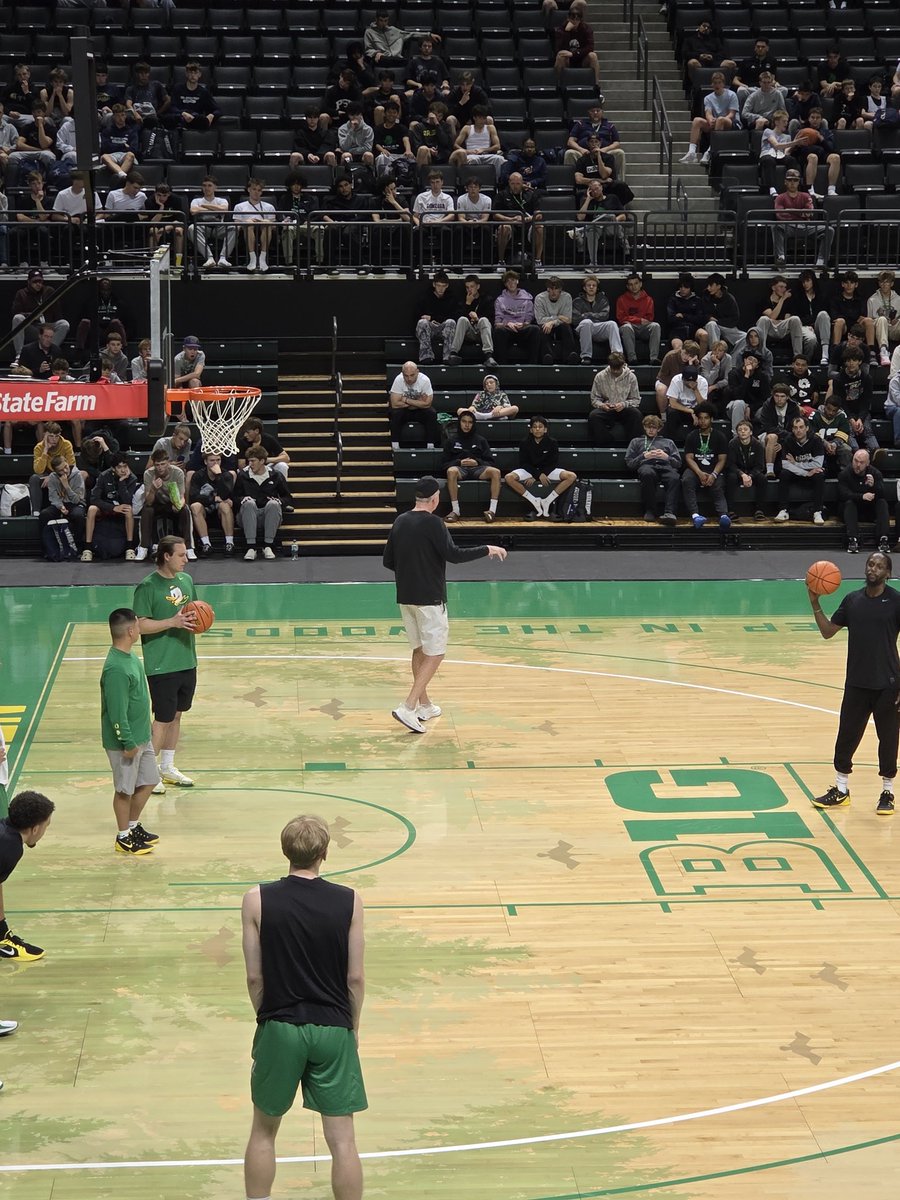 CamLong8's tweet image. Another team camp in the books for the Men of Troy.  Our 3 teams got better and had a blast.  Favorite part of the summer for me watching our kids grow. #WARTROJANS