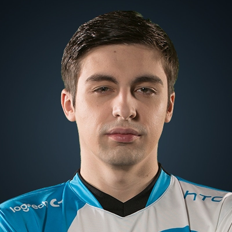 someone at the CS2 Austin Major had a "BRING BACK SHROUD" sign 

THE GOAT