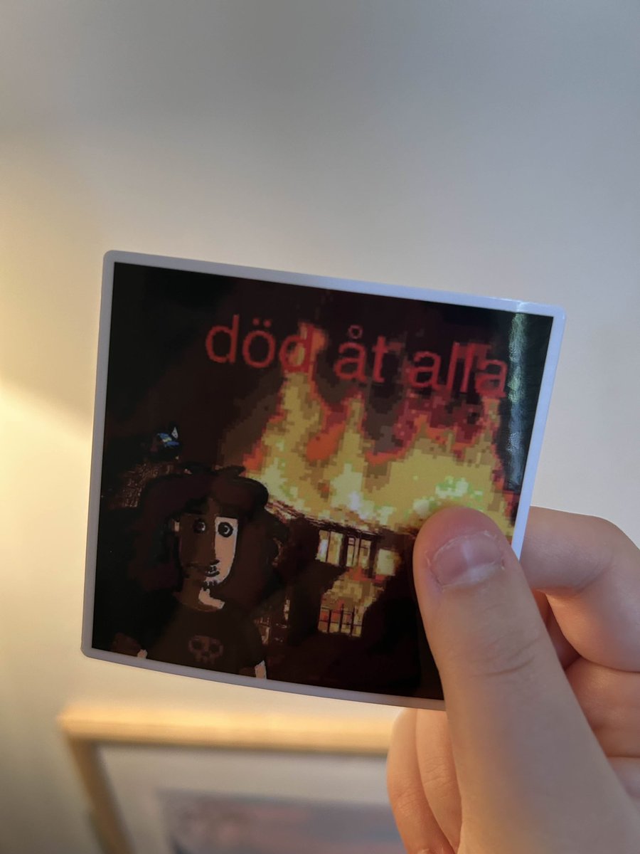 GONE // Find me elsewhere via my strawpage! tweet media