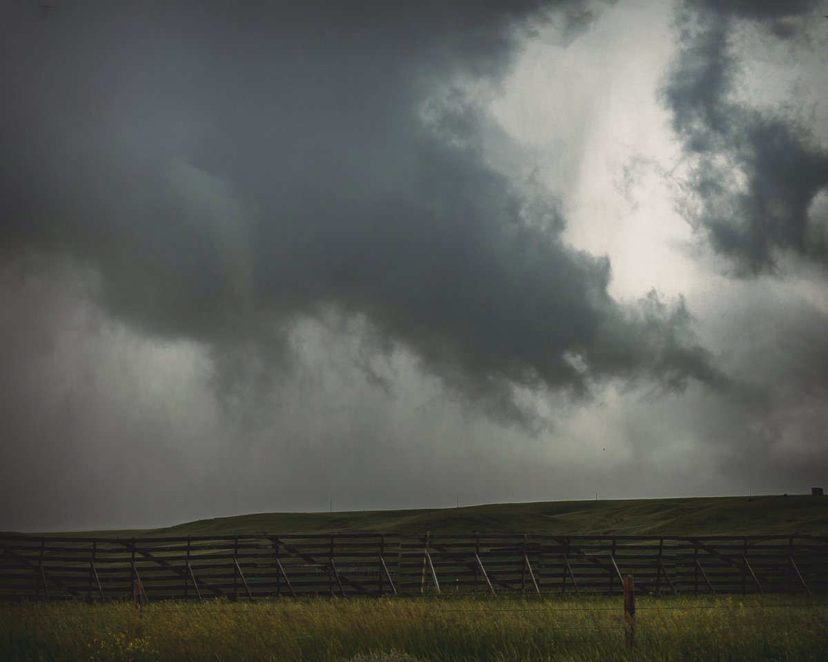 2 years ago today 

I saw my first fully condensed (and didn’t get a photo of) the beautiful white elephant trunk from less than a half mile away as it came out of the rain after being a multiple vortex bowl shot here. 

Still the only time I executed an escape route. I left