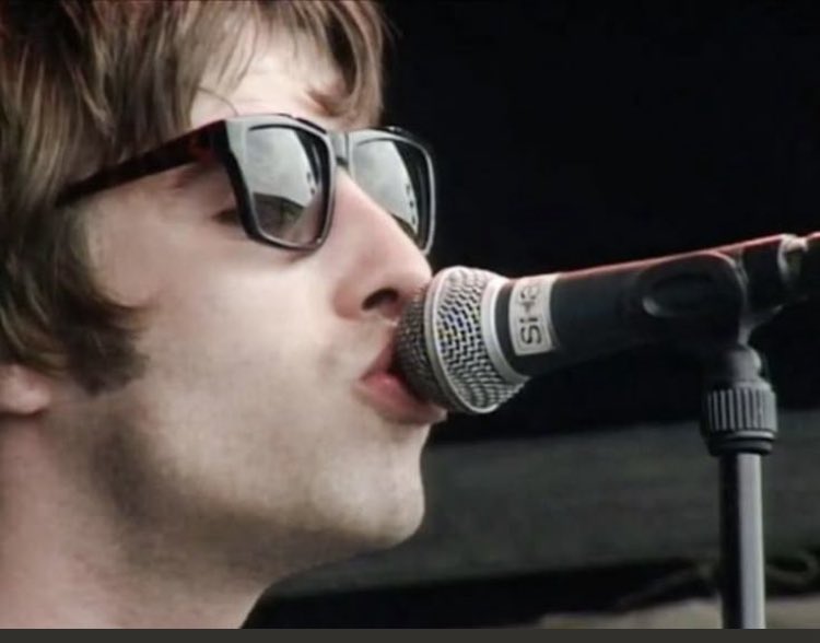 Excuse me while I kiss this mic.