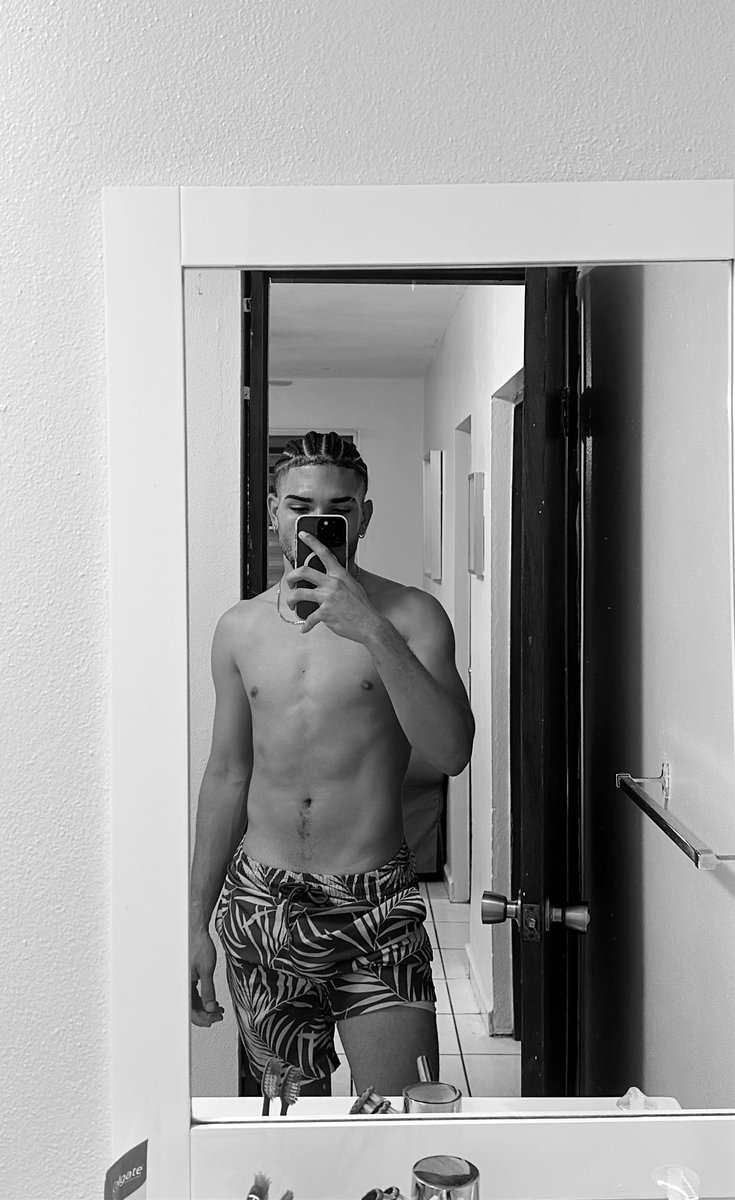 Jan𓆣 (@jvn_pgn) on Twitter photo 