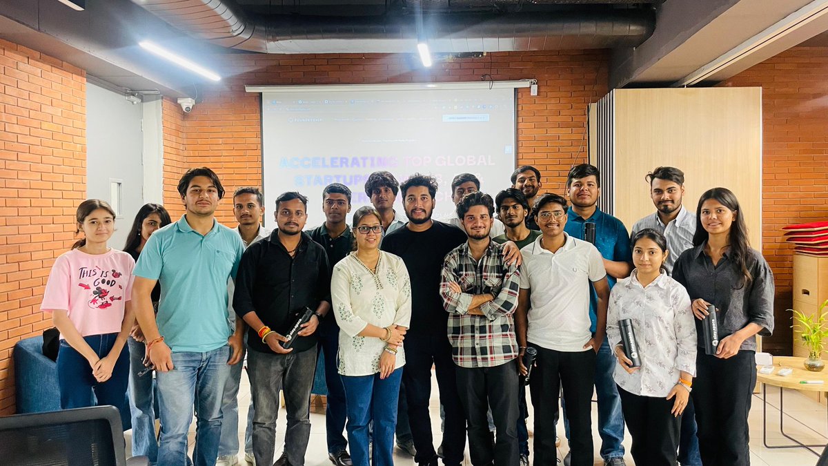 Shinuverma_'s tweet photo. Just attended #BlockMeet event and it was an amazing experience! 🚀
Learned so much about blockchain, met inspiring people, and loved the energy in the room.
Excited to explore more in this space and build something impactful! 
#Blockchain #Web3 #TechEvents #LearningJourney https://t.co/Nc7xKIUMNh