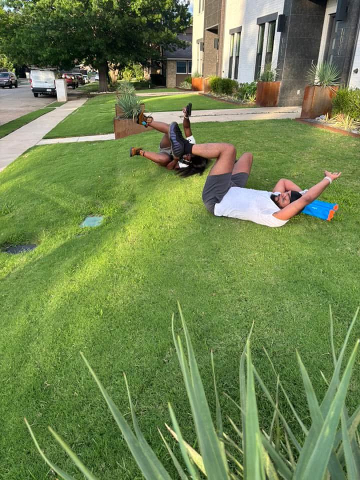 Ess Ess Aché tweet media