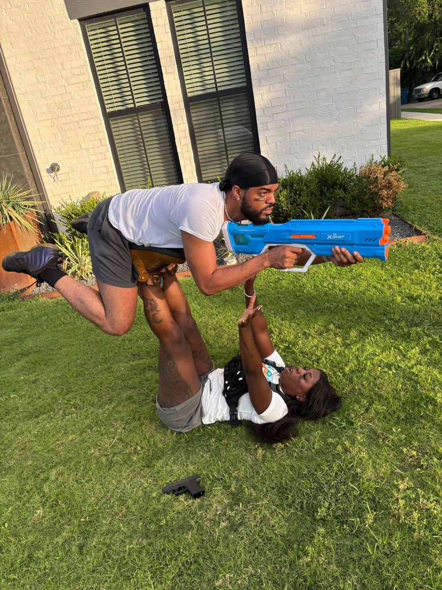 Ess Ess Aché tweet media