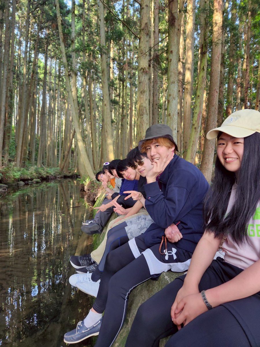yamamedmt's tweet photo. 下山後はビジターセンターでゆっくりし、庄内出身の部員が鳥海山の麓の景勝地案内してくれました！😆 https://t.co/AtovZYDMjz