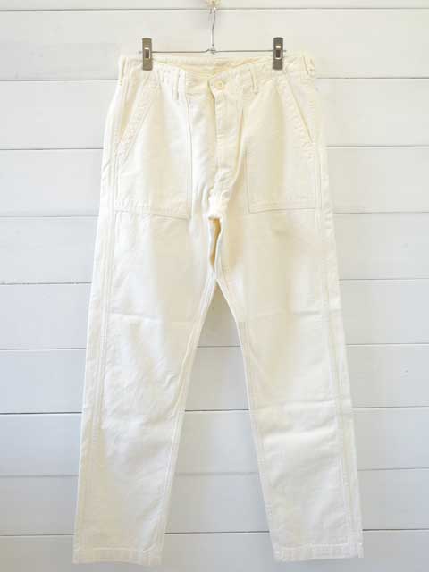 marblekawagoe's tweet photo. 今日も暑いですね。
今年は夏が長そうですね。
orslow (オアスロウ)より SLIM FIT FATIGUE PANTS -ECRU-
が入荷しております。
#orslow #オアスロウ #川越 #川越セレクトショップ https://t.co/xxhvqtt9yc