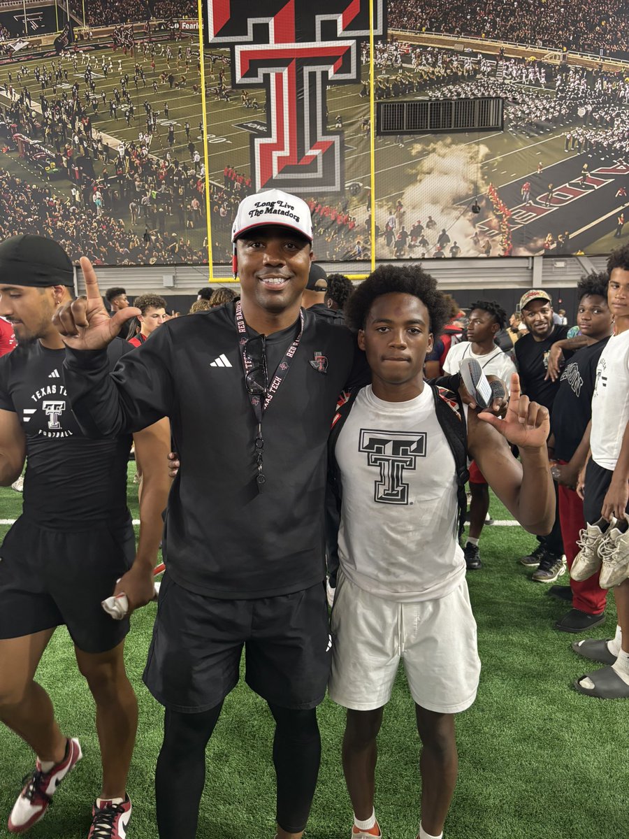 Jeffery Hall tweet media