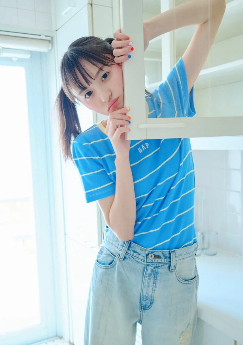 隣のさくらちゃん５歳

◯：なんか…幼いね 笑

さ：かっきーが

さ：うちの子になれって
◯：いいね！
さ：え？

◯：さーくちゃん♪
さ：な、なぁに？

◯：パパお馬さんしてあげるよ
さ：乗るー♡

さ：…

さ：…パパ

さ：どうしてズボン脱いだの？

それはね、パパが暴れ馬だからだよ…

#嫁遥香