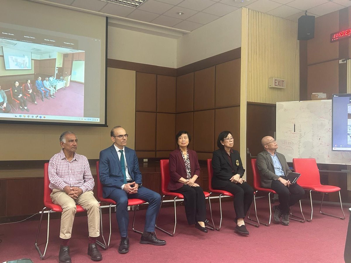 HEALenviron's tweet image. SE Asia Day 06 | Asian Institute of Technology
30+ participants online & 20+ attending in person, the seminar sparked vibrant discussions on #wildfiresmoke exposure, #healthrisks for #vulnerablepopulations & #adaptation strategies across Southeast Asia & Australia. Thank you AIT!