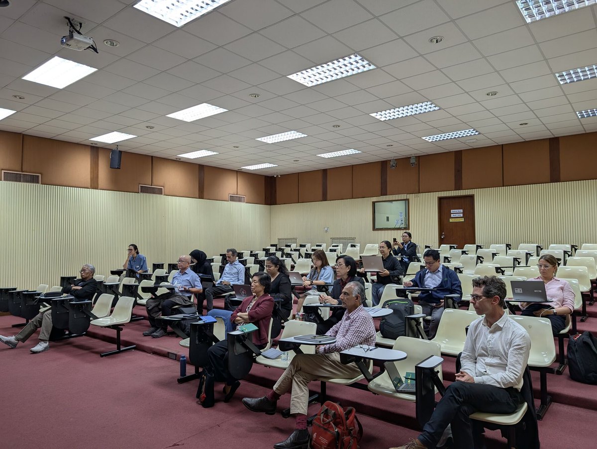 HEALenviron's tweet image. SE Asia Day 06 | Asian Institute of Technology
30+ participants online & 20+ attending in person, the seminar sparked vibrant discussions on #wildfiresmoke exposure, #healthrisks for #vulnerablepopulations & #adaptation strategies across Southeast Asia & Australia. Thank you AIT!
