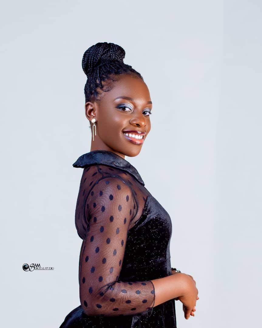 And guys unfollowing me 
 Really how do u make it 😩