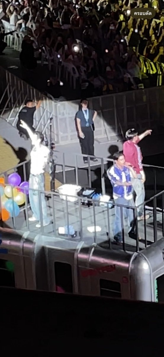 alljakesim's tweet photo. บันทึกการไปดูคอนเสิร์ตครั้งแรก  #ENHYPEN #EN_WALKTHELINE
#EN_WORLDTOUR_WALKTHELINE
#WALKTHELINE_IN_BANGKOK 
ถึงอากาศจะร้อนแต่เด็กๆเอนเนอจี้ดีมากๆ ประทับใจ สนุกมาก คราวหน้า (เด็กๆมาอีกเร็วๆน้า🥹)จะกดบัตรให้ได้ที่ดีกว่านี้ รอบนี้ไกลไปนิด แถมอยู่ริมอีก🥹 โทรศัพท์ก็สู้ชีวิตมาก😅 https://t.co/UlX4wIHXLi