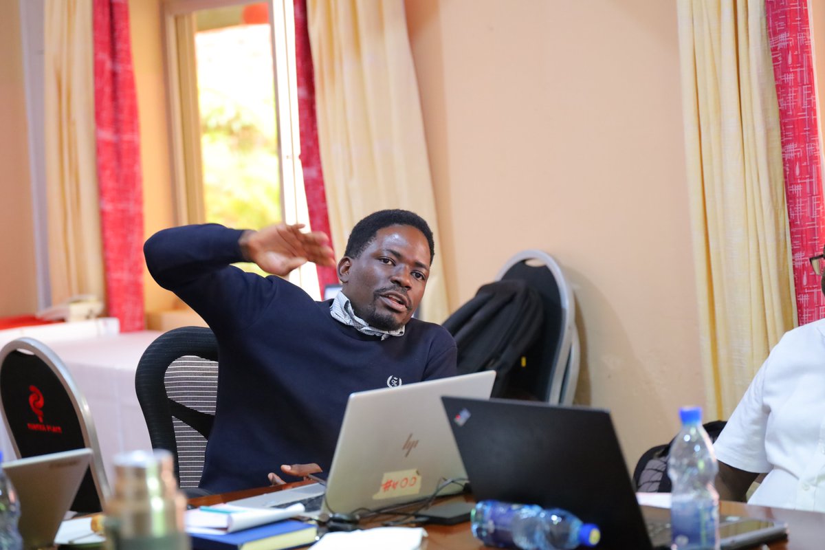 LcaUganda's tweet photo. 📍The Steering Committee also approved CAPAIDS Uganda as the Secretariat for the General LCA Uganda, including the coordination of the new Self Help Groups project funded by @thesharetrust . This decision was in addition to endorsing the implementation plan presented by CAPAIDS Uganda. With a well-equipped Steering Committee, locally led development is within reach! #LCAUganda #Localization #LLD