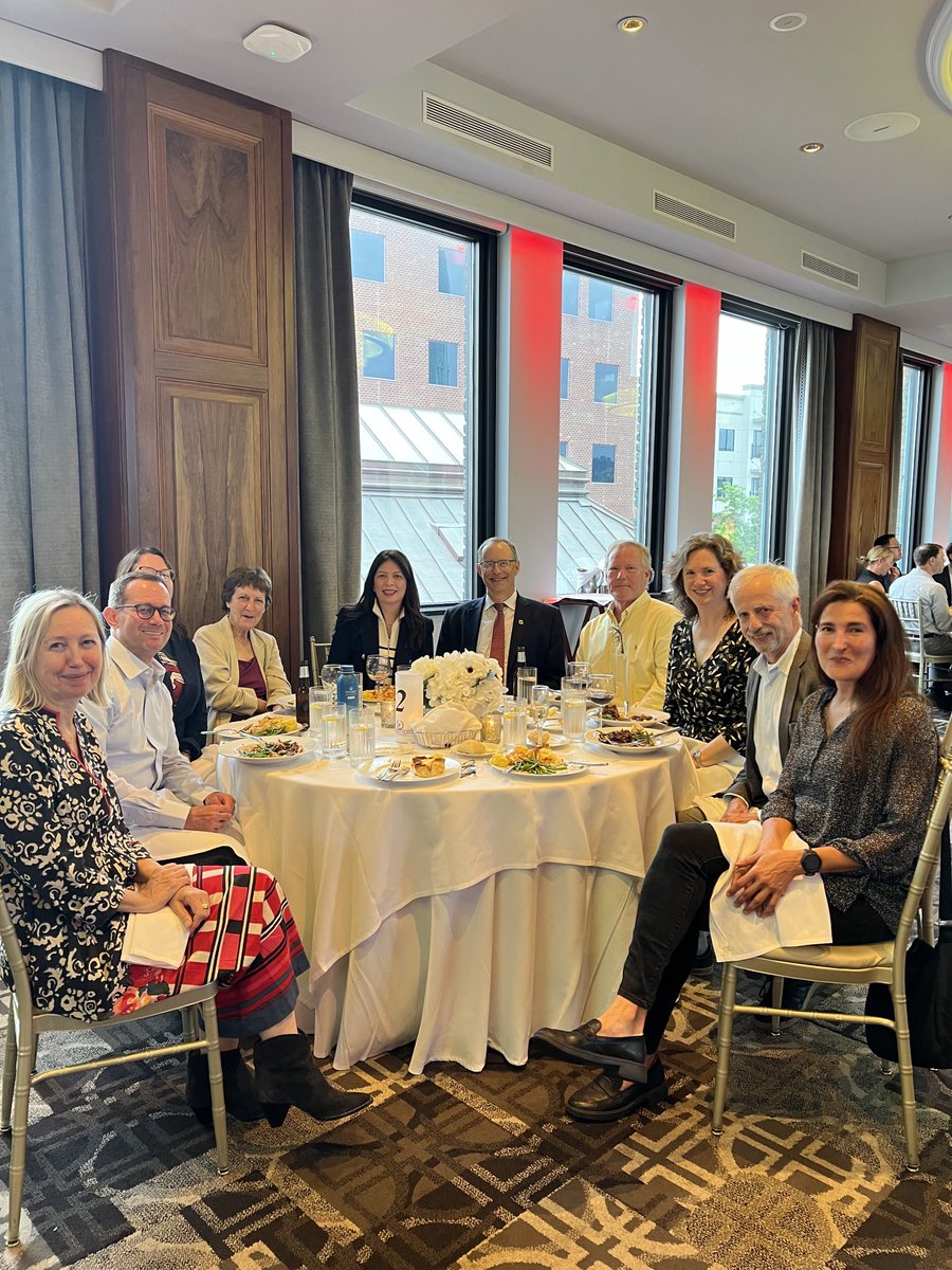 angierangeles's tweet image. NOS 2025 Day 1: Great to see everyone at the @ACSorganic #NOS2025! @AndyMcNally367 @HowellgpUConn @Mary_K_Carroll @asymtmm @McLaughlinLab @MingjiDai