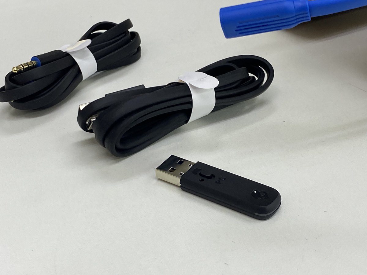 【新製品・試聴機展示開始情報📢】 
＼絶賛発売中／

スレイヤープロワイヤレス
WIRELESS GAMING ON ANY PLATFORM

#Skullcandy
『SLYR pro Wireless』
当店サンプル・在庫ございます
 
Bluetooth、低遅延ワイヤレス、さらに付属の3.5mm AUXケーブルによる接続にも対応