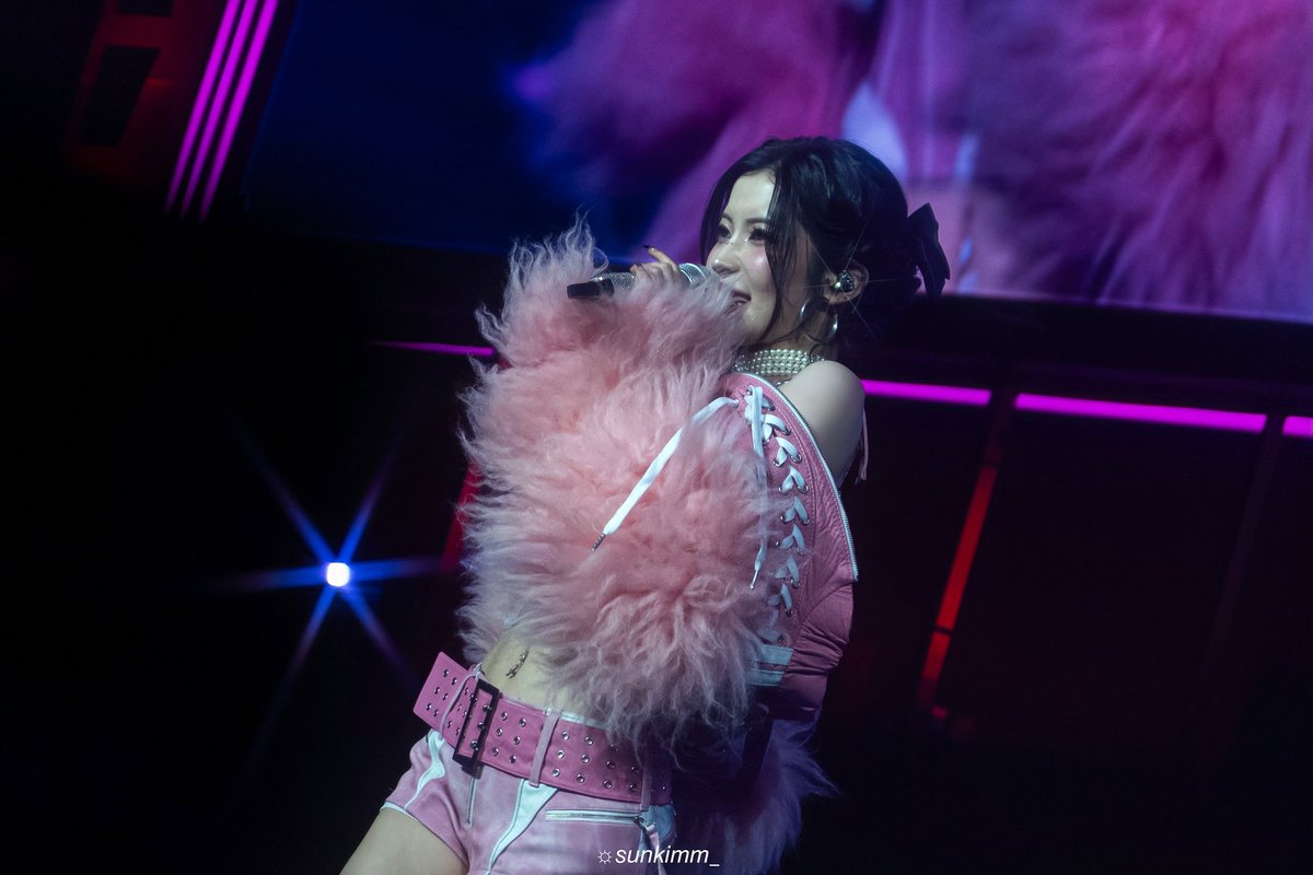 sunkimm_'s tweet photo. 250621

ASA❤️‍🔥

#BABYMONSTERinKL
#BABYMONSTER #베이비몬스터 
#아사 #ASA #榎並杏紗 #ENAMIASA https://t.co/BGZUONMQBQ