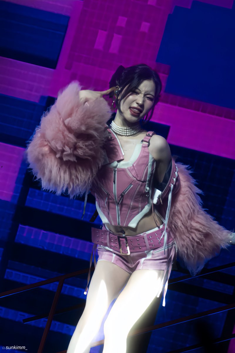 250621

ASA❤️‍🔥

#BABYMONSTERinKL
#BABYMONSTER #베이비몬스터 
#아사 #ASA #榎並杏紗 #ENAMIASA